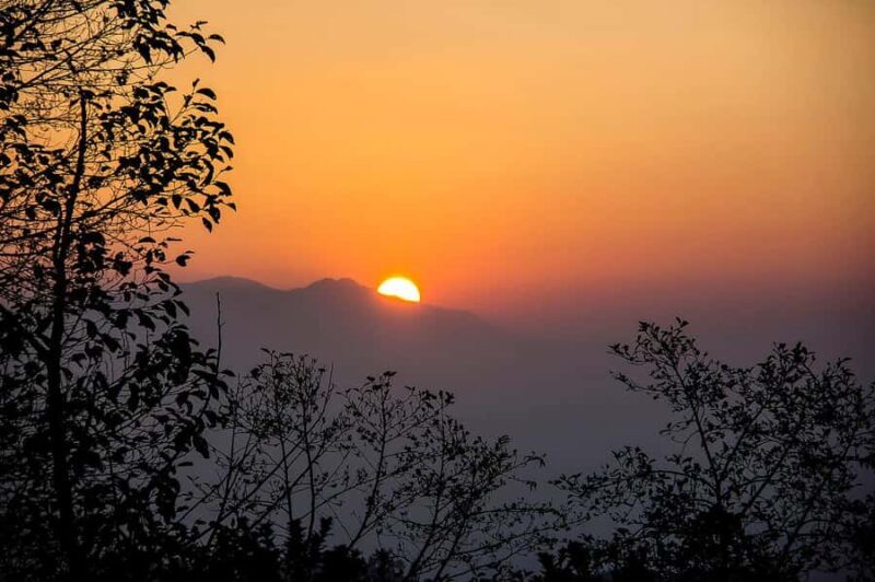 Kathmandu : Nagarkot hiking with Mount Everest View - The Itinerary in Detail: From Kathmandu to Himalayan Heights and Heritage Riches