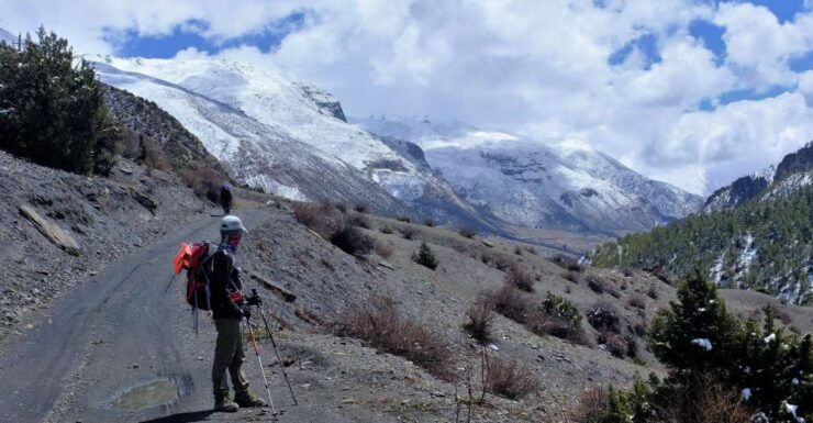 Kathmandu or Pokhara Budget: 12 Day Annapurna Circuit Trek - Trek Overview