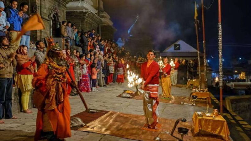 Kathmandu: Pashupatinath Temple Evening Aarati Tour - The Experience at Pashupatinath Temple