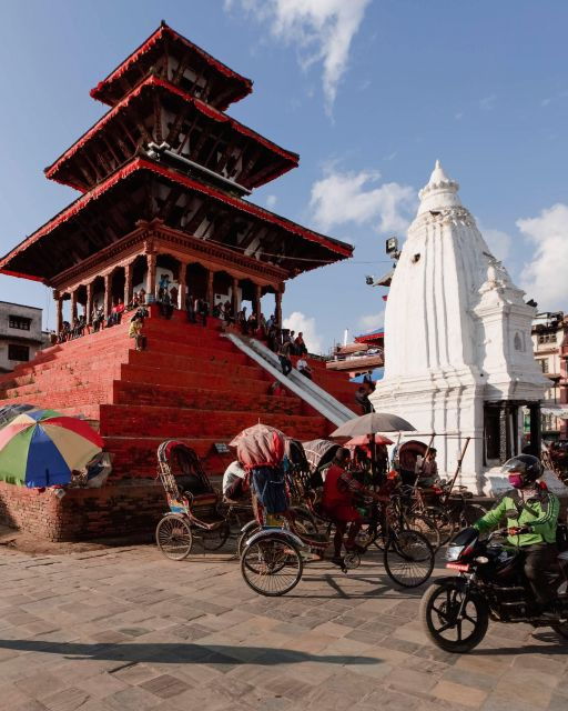 Kathmandu Private Sightseeing Tour With Tasting Local Foods - Experience Highlights