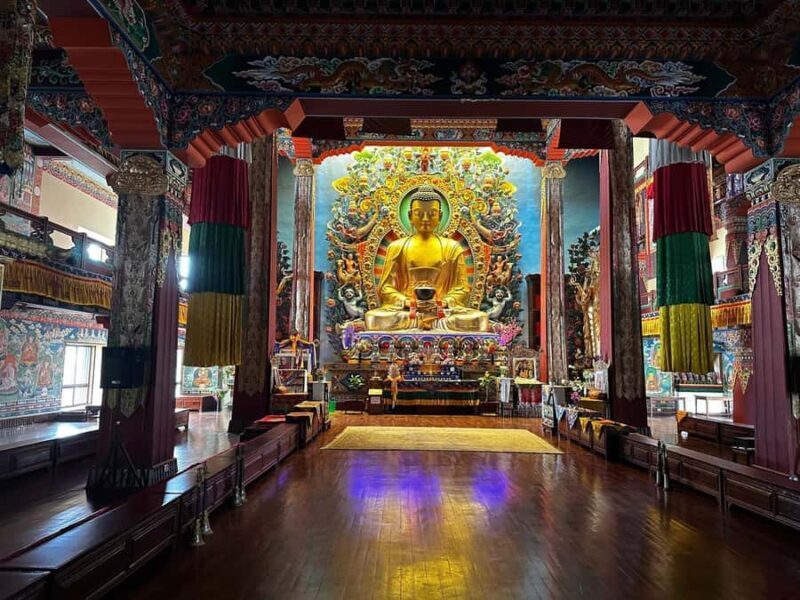 Kathmandu: Short Hike to Visit Monasteries & Meditation Cave - Visiting the Monasteries
