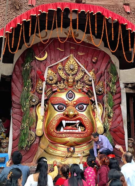 Kathmandu: Support Responsibly, UNESCO Heritage Sites Tour - Local Cuisine and Dining Options