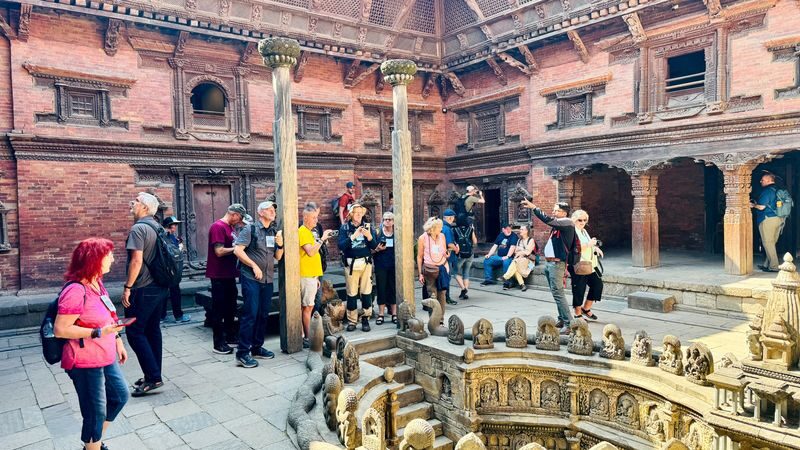 Kathmandu: Top 4 UNESCO Tour & Arati Tour with Lunch - Private/Group - Who should book this Kathmandu tour?