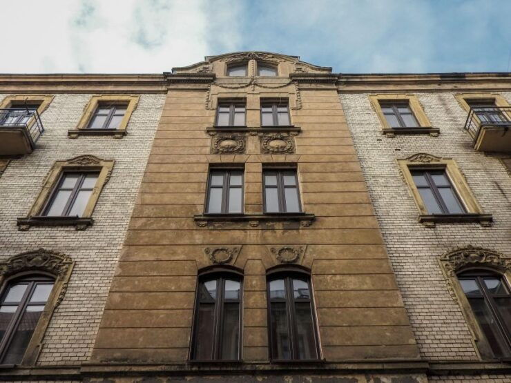 Katowice: Express Walk With a Local in 60 Minutes - Good To Know
