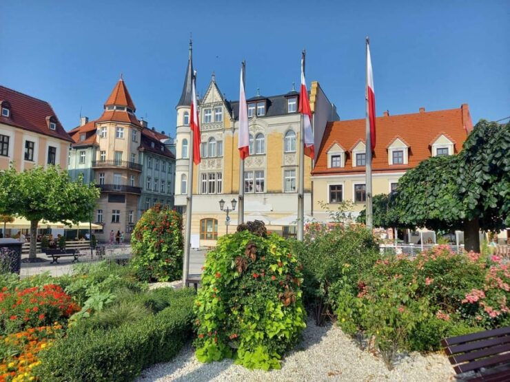 Katowice: Tour to Pszczyna and Visiting the Castle - Key Points