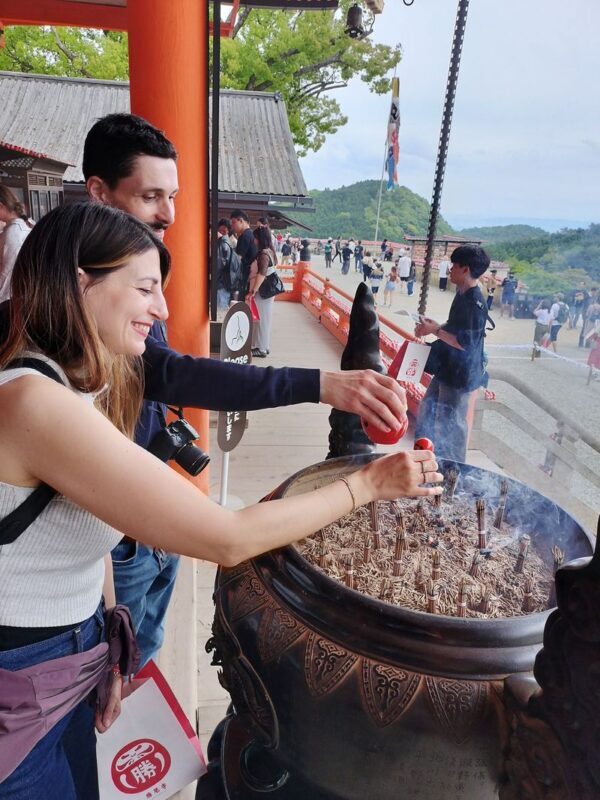 Katsuoji & Minoh Falls Half-day Nature & Electric Bike Tour - Stéphane’s role in the experience