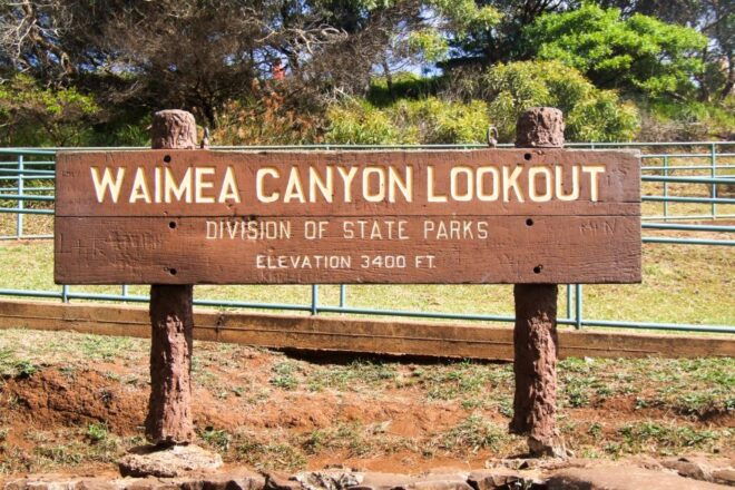 Kauai: Full-Day Waimea Canyon & Wailua River Tour - Tour Highlights