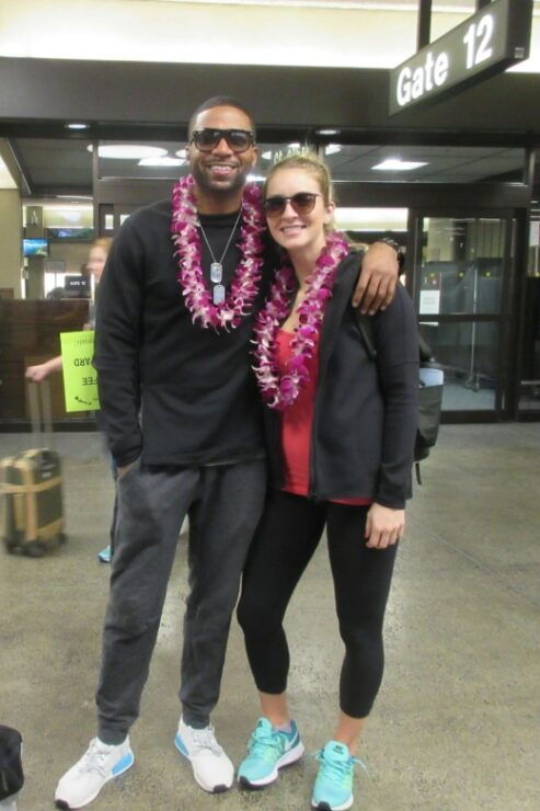 Kauai: Lihue Airport Honeymoon Lei Greeting - Good To Know