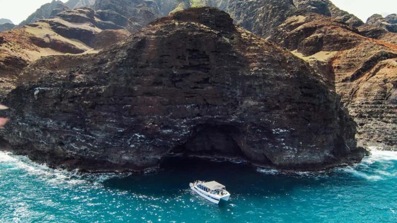 Kauai: Na Pali Coast Snorkel Tour With Lunch - Good To Know