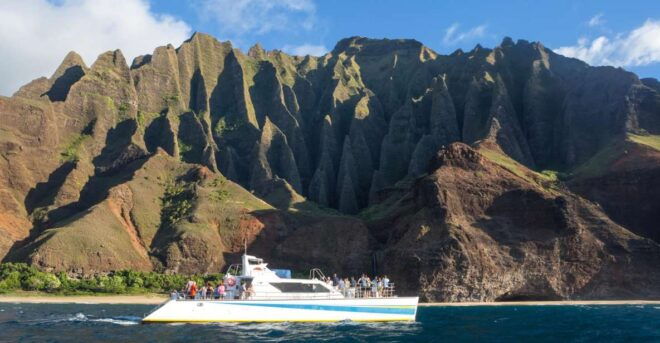 Kauai: Napali Sunset Dinner Cruise - Sights and Wildlife