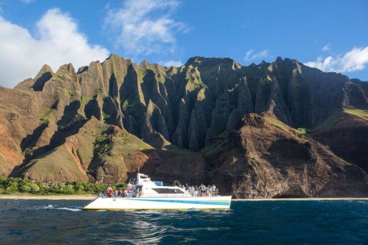 Kauai: Napali Sunset Dinner Cruise - Experience