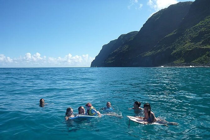 Kauais Ultimate Na Pali Coast Zodiac Boat Snorkeling & Sea Cave Eco Tour - Common Questions