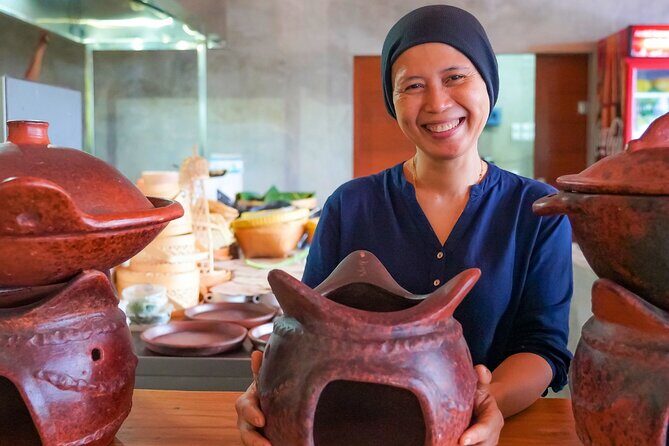 Kaura Pool and Dine Choose Optional Tour with Private Transfer - FAQs