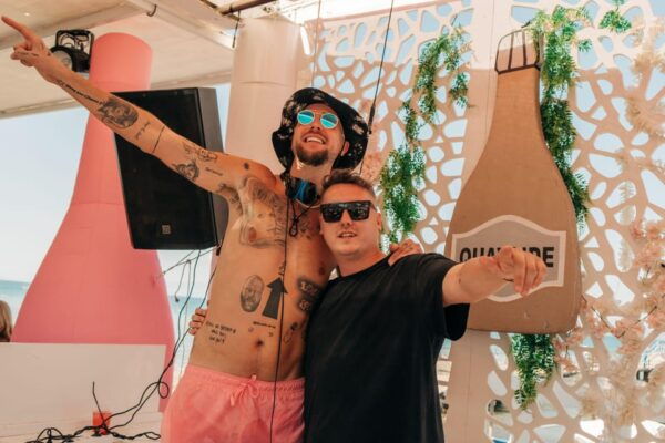 Kavos: Champagne Sessions at Quayside Village - Tips for Attendees