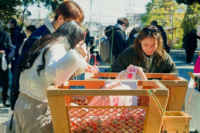 Kawagoe Walking Tour with Local Student Guide & Photographer - Who is this tour best suited for?