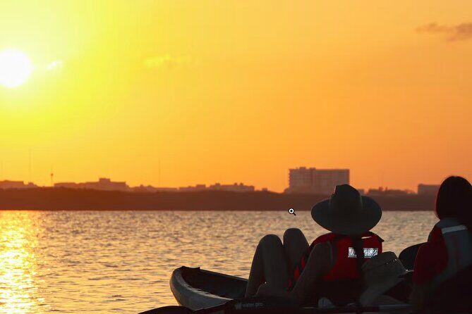 Kayak Activity in Nichupte Lagoon opt. Roundtrip transportation - Introduction: Why Consider a Kayak Tour in Cancun?
