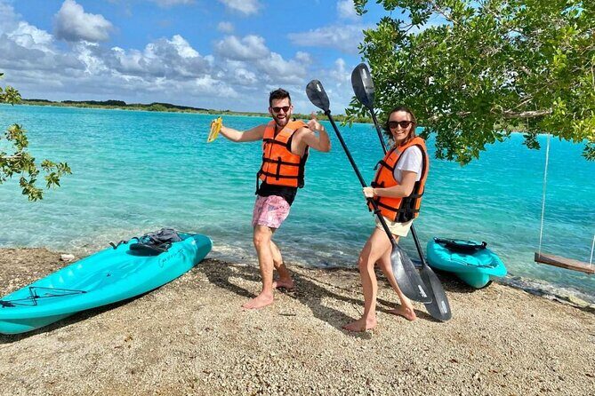 Kayak Adventure - Bacalar MarMol Club with Transfer from Cancún - The Sum Up