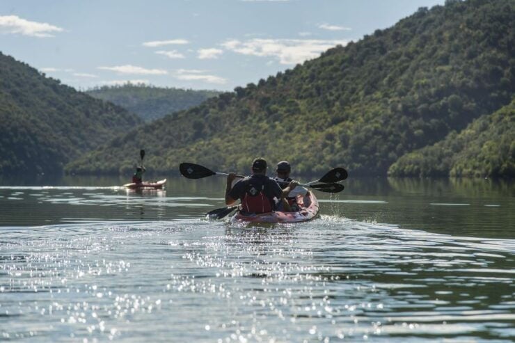 Kayak Adventure Review: Tagus River Excursion - Onboarding and Safety Instructions
