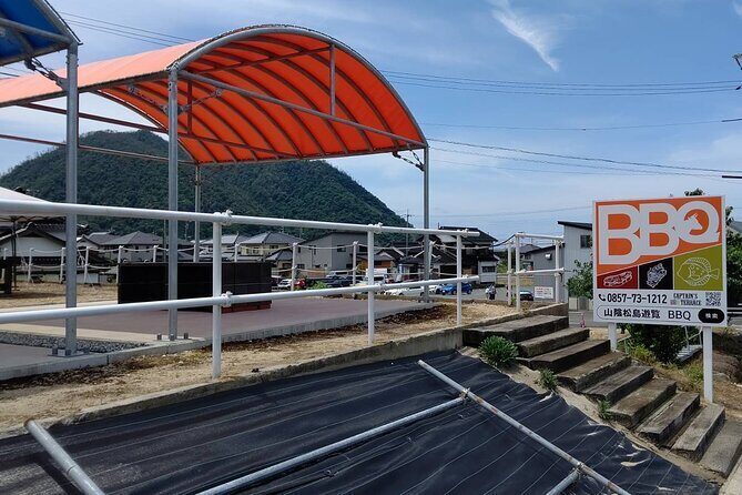 Kayak Clean-up and BBQ Tour on Tottori Uradome Coast - Who Is This Tour Best For?