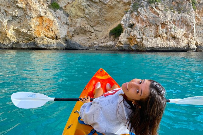 Kayak Granadella - Cala En Caló - Cova Llop Marí - Cala Ambolo - Directions