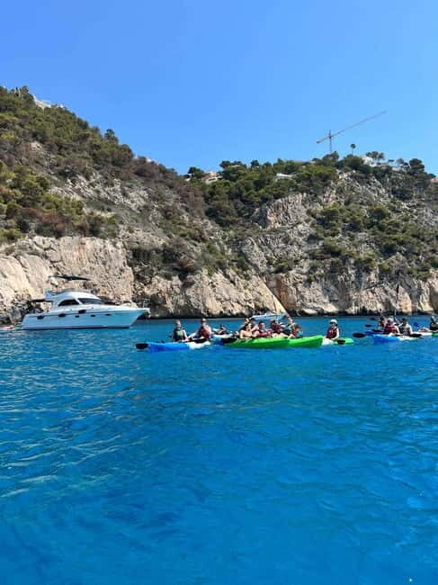 Kayak Granadella Excursión Guiada en Cuevas y Cala en Caló - Why This Tour Works Well