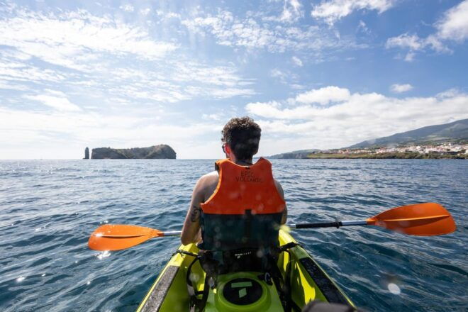 Kayak Guided Tour: Vila Franca Do Campo Islet - Activity Inclusions