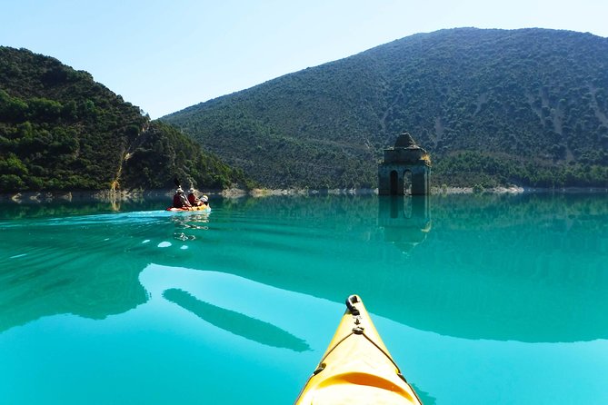 Kayak in the Pyrenees. Huesca - Directions
