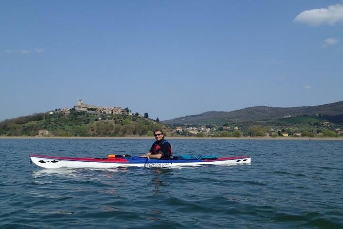 Kayak Ride on Lake Trasimeno With Lunch & Castiglione Del Lago - Meeting Points