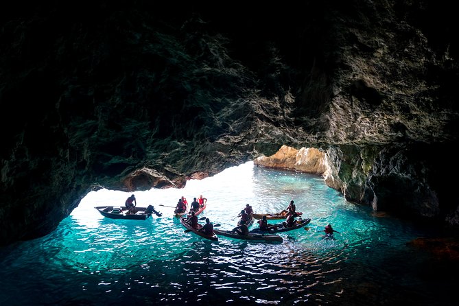 Kayak & Snorkel Tour in Cerro Gordo Natural Park, La Herradura - Meeting and Facilities