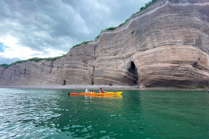 Kayak the Bay of Fundy Sea Caves - FAQ