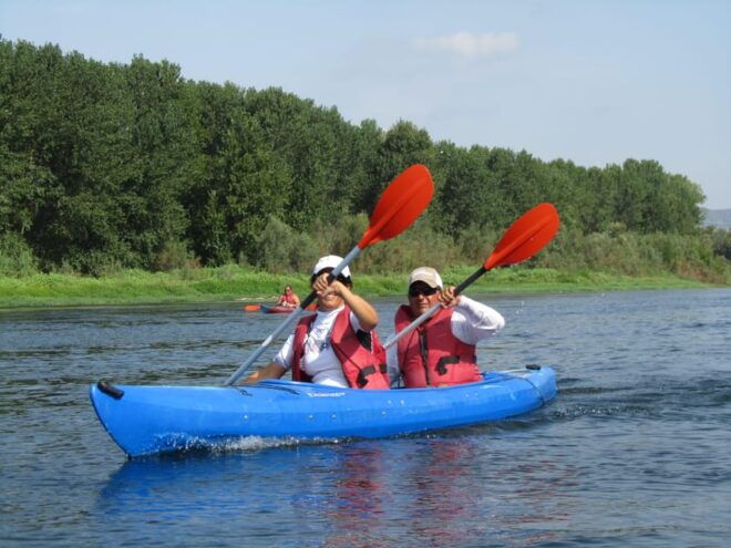 Kayak Tour and Wine Tasting at the Ebro River - Wine Tasting Experience