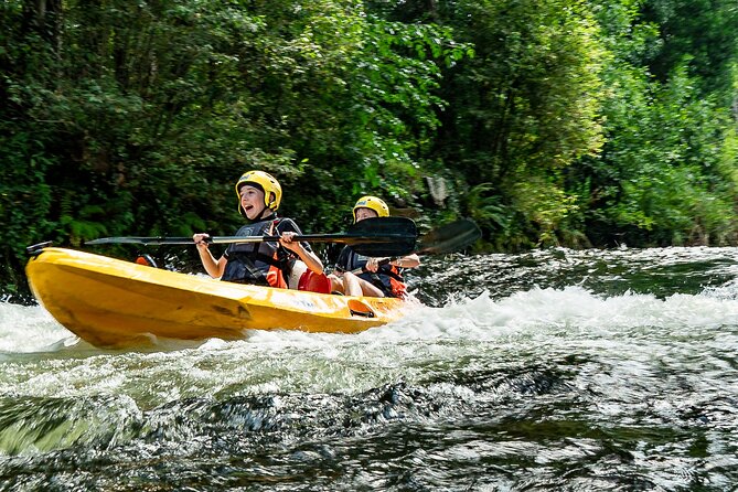 KAYAK TOUR I Going Down the Lima River in KAYAK AV - Equipment and Attire