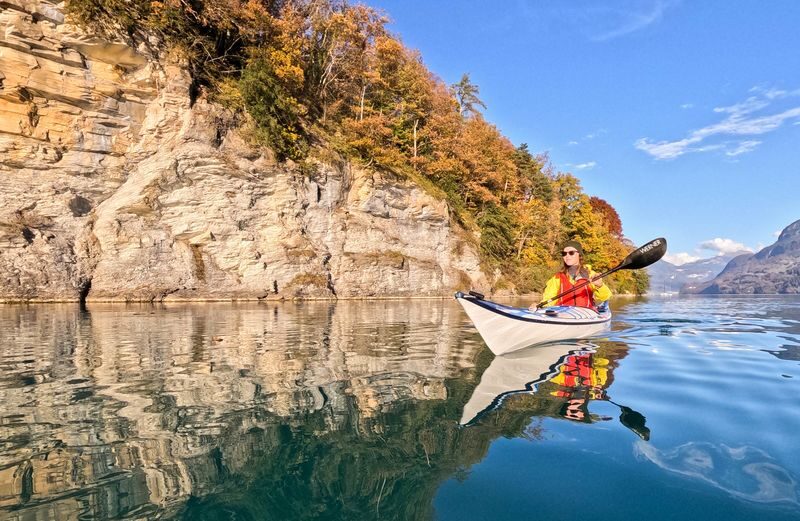 Kayak Tour on Turquoise Lake Brienz in Interlaken - Who should book this paddle?