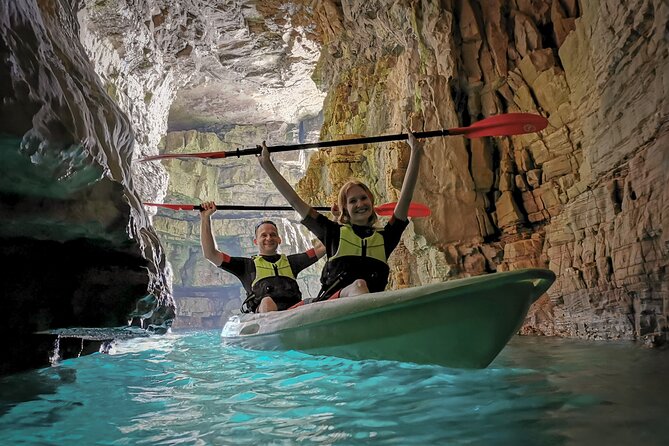 Kayak Tours Pula | Sea Cave NEOPREN INCLUDED - Seaside Exploration Highlights