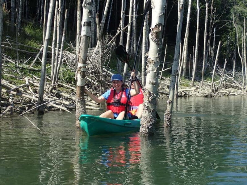 Kayaking Adventure on Siriu mountain Lake - Good To Know
