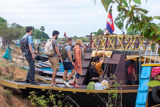 Kayaking & Floating Village in Tonle Lake - Cultural Interaction at Floating Village