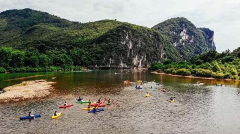 Kayaking on the Li River, Yangshuo - A Practical Guide to the Li River Kayaking Experience