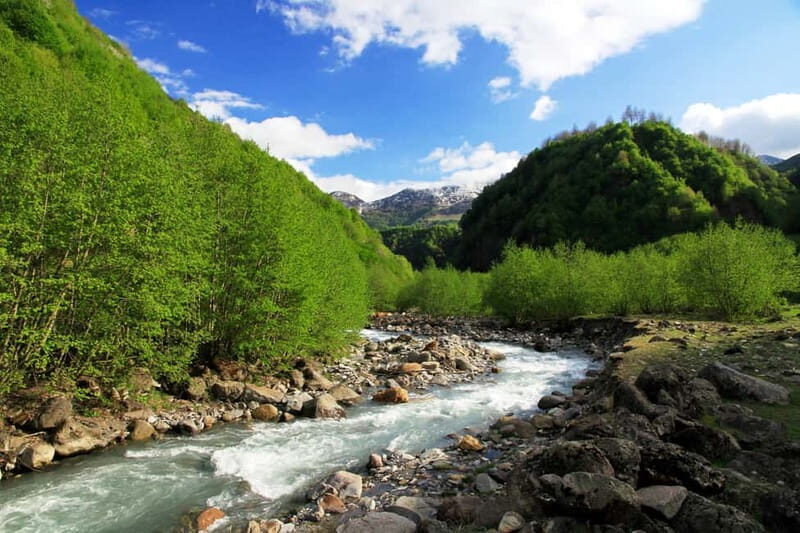 Kazbegi-Ananuri-Gergeti Private Tour - The Sum Up: Who Is This Tour Perfect For?