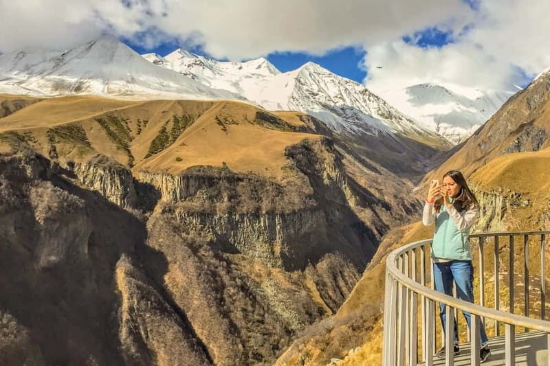 Kazbegi, Stepantsminda, and Gudauri Tour - Gudauri: A Ski Resort with Spectacular Views