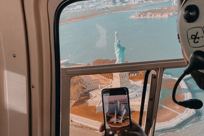 Kearny, NJ: NYC Skyline Helicopter Tour - Tour Highlights