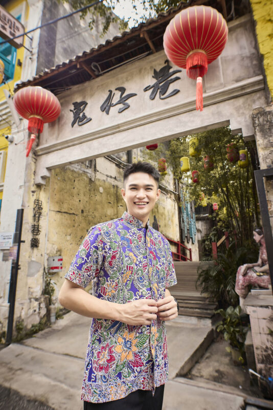 Kebaya and Batik Shirt Costume Rental Experience in Kuala Lumpur - Making the most of the location