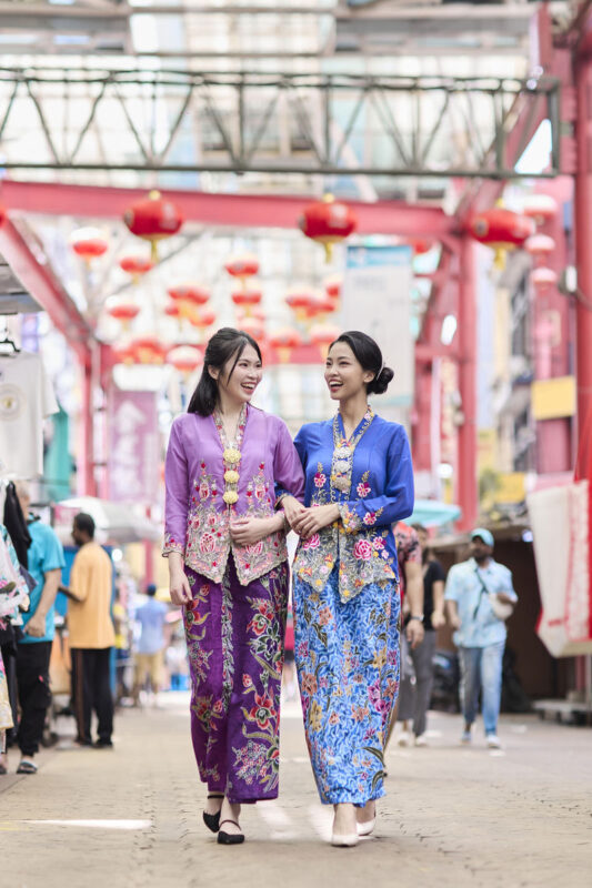 Kebaya and Batik Shirt Costume Rental Experience in Kuala Lumpur - Price, flexibility, and the small print