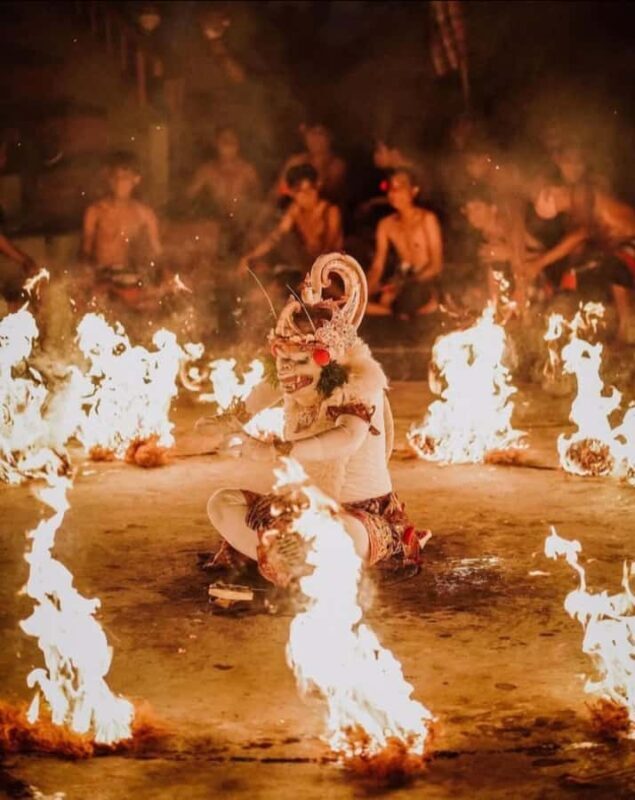 Kecak Fire Dance: Sacred Cliff Experience & Exclusive Beach - Good To Know
