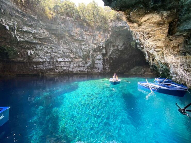 Kefalonia: Drokarati Cave, Melissani Lake & Myrtos Day Trip - Key Highlights