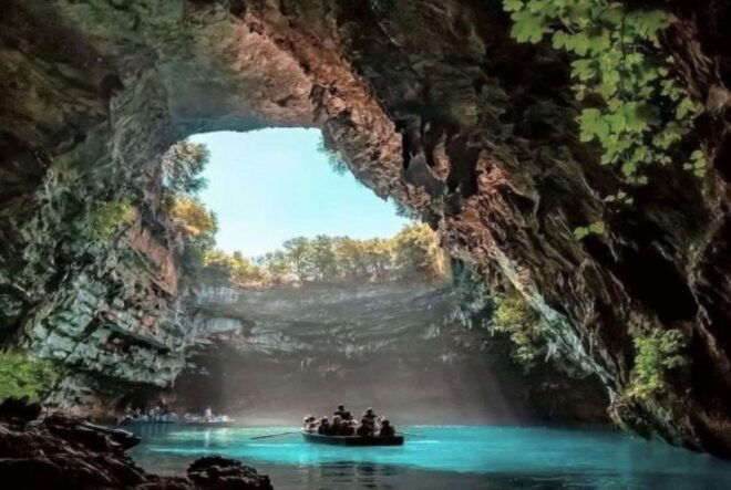 Kefalonia: Exclusive Caves Exploration & Delights - Cave Exploration and Delights