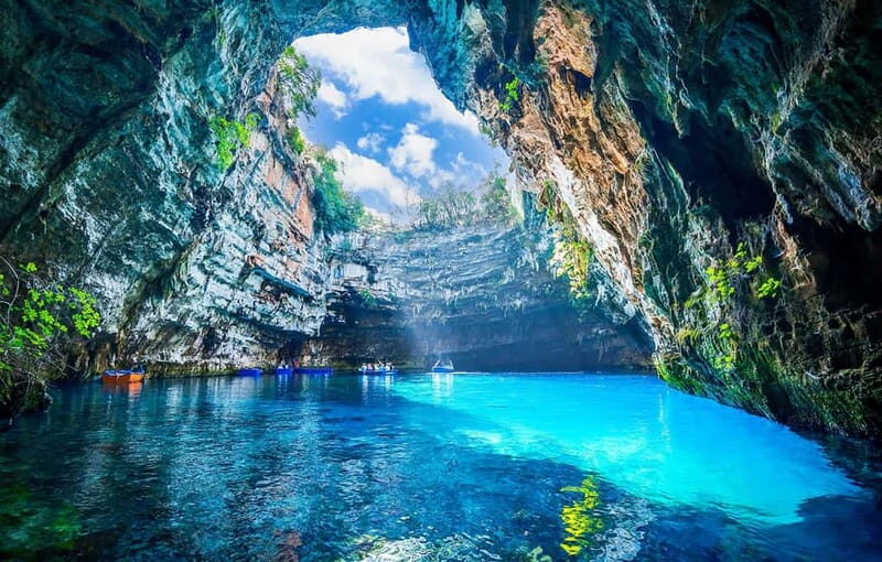 Kefalonia: HalfDay Private Tour Melissani, Drogarati, Myrtos - Introduction