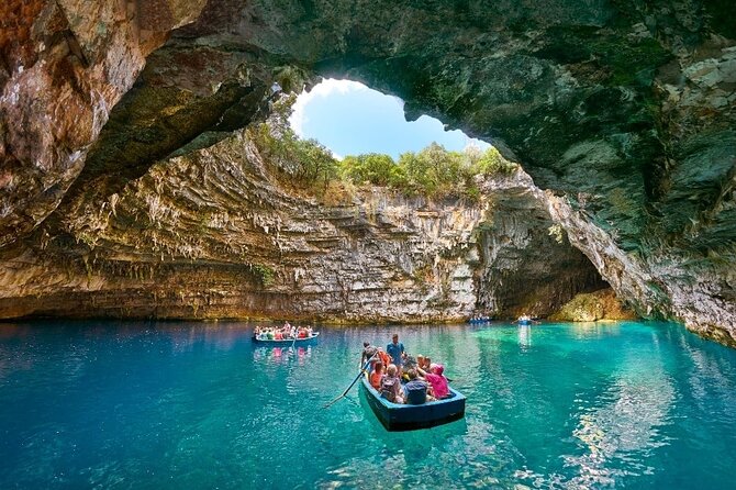 Kefalonia Highlights: Robola Winery, Melissani Lake & Fiscardo - Common Questions