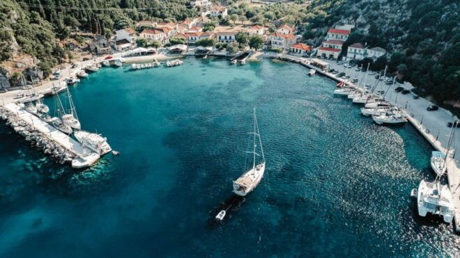 Kefalonia: Ithaca Cruise From Agia Efimia With Bus Transfer - Experience Description