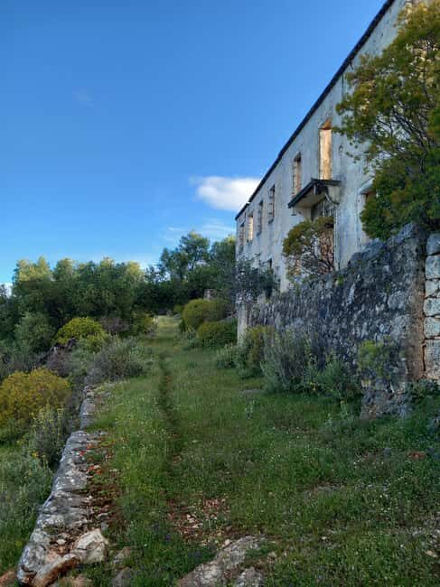 Kefalonia: Old Farsa Village Morning Walking Tour - The Practicalities: What You Need to Know