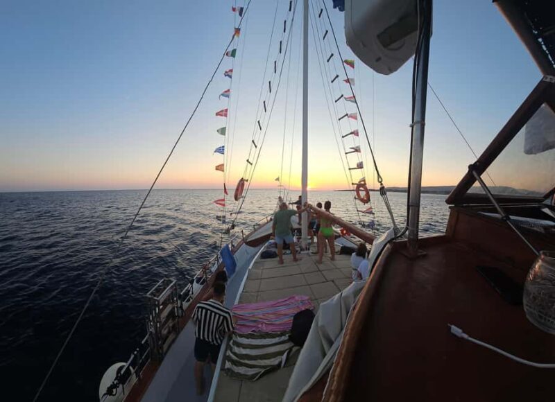 Kefalonia: Sunset Cruise from Argostoli with Snacks & Wine - An In-Depth Look at the Kefalonia Sunset Cruise